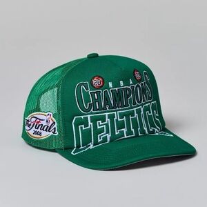 NWOT Mitchell & Ness Boston Celtics Champions Dad Hat